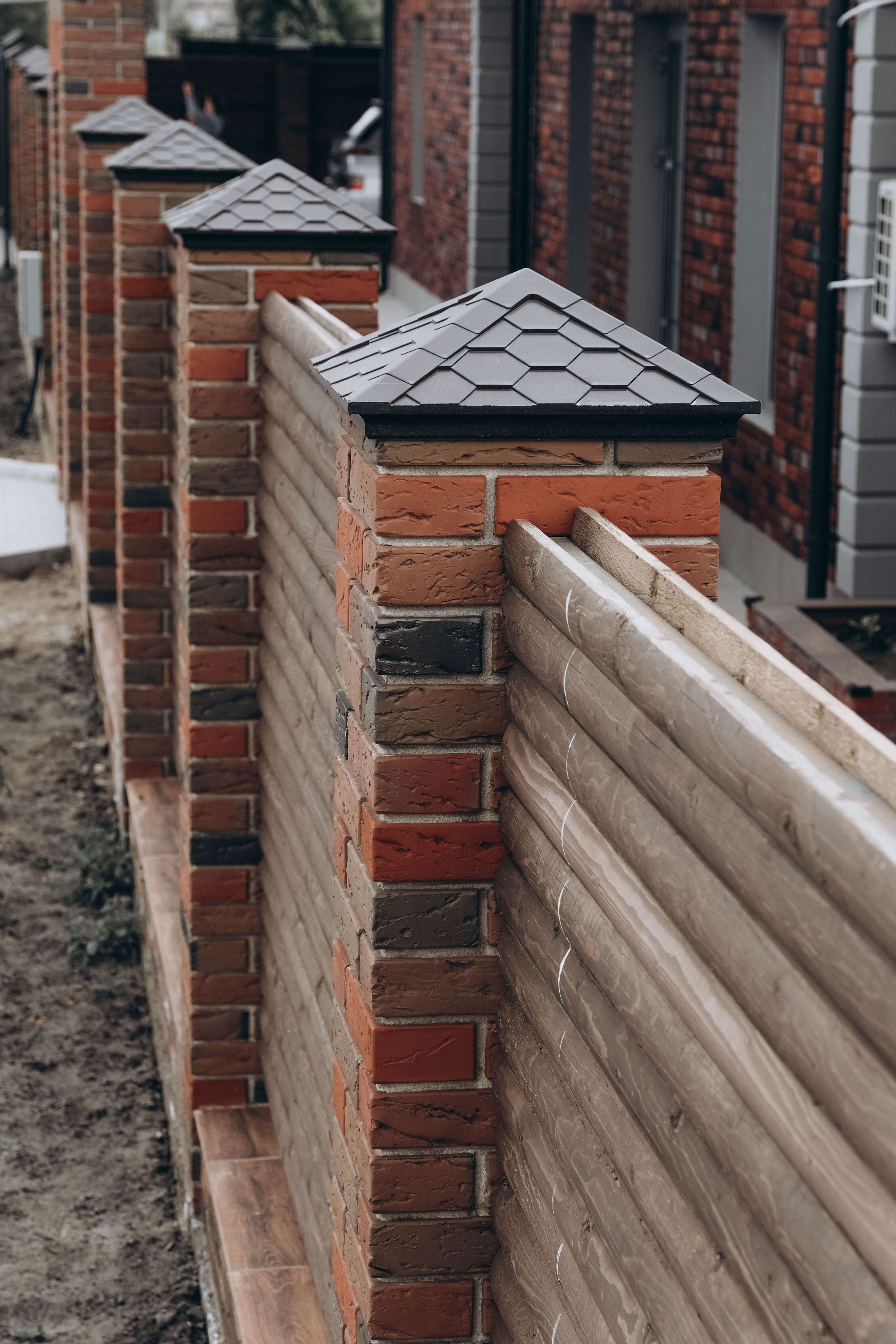 Колпак Zking Эверест Коричневый на столб 1.5х1.5 кирпича (390х390мм) в Гуково фото