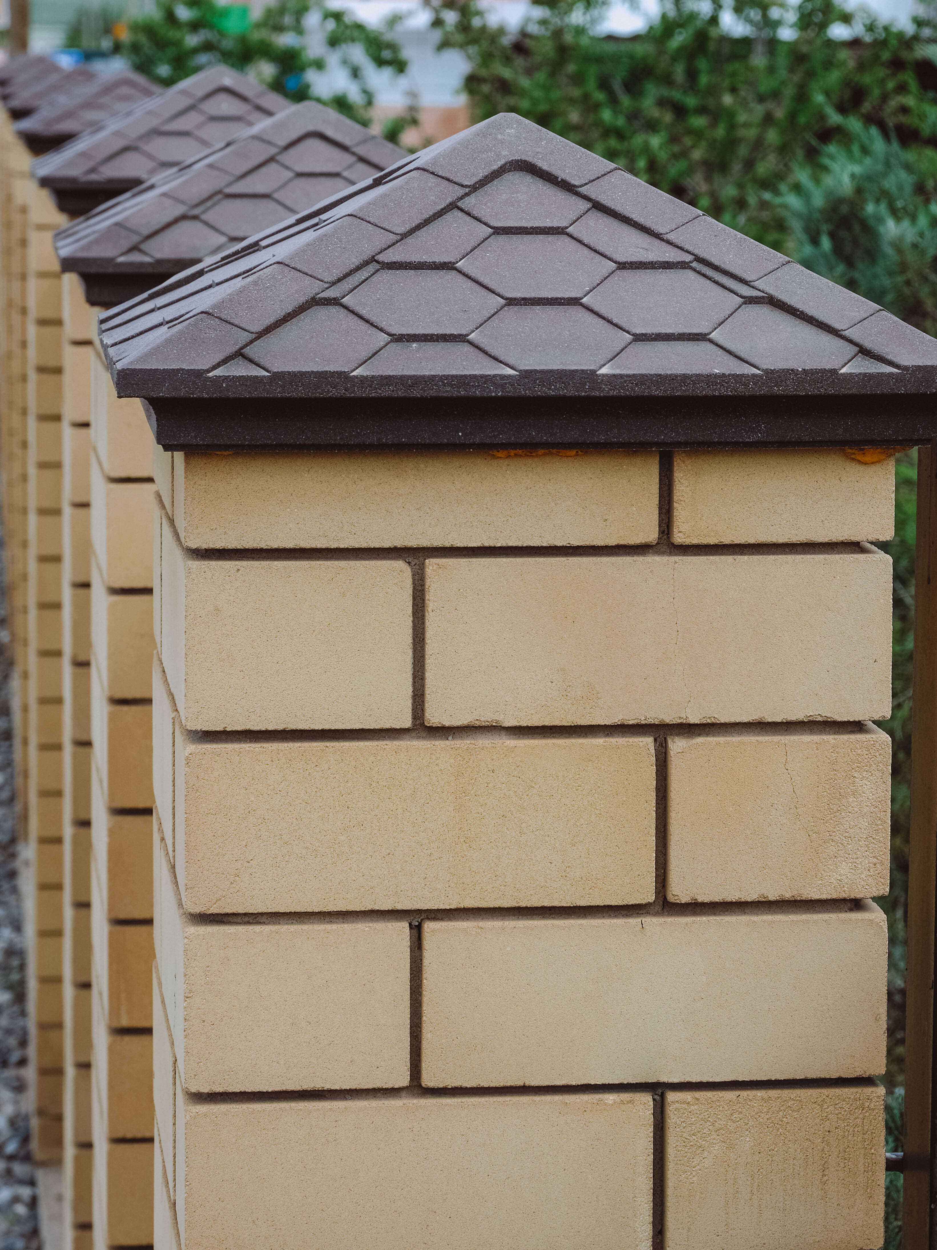 Колпак Zking Эверест Коричневый на столб 1.5х1.5 кирпича (390х390мм) в Гуково фото